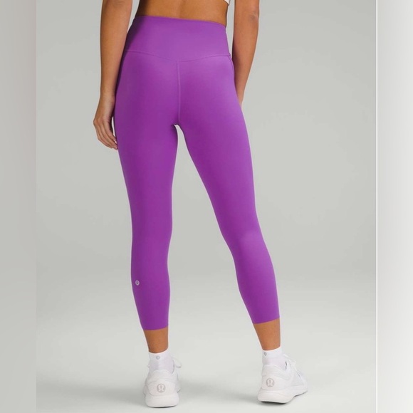 Lululemon Base Pace High Rise Crop - Picture 7 of 14